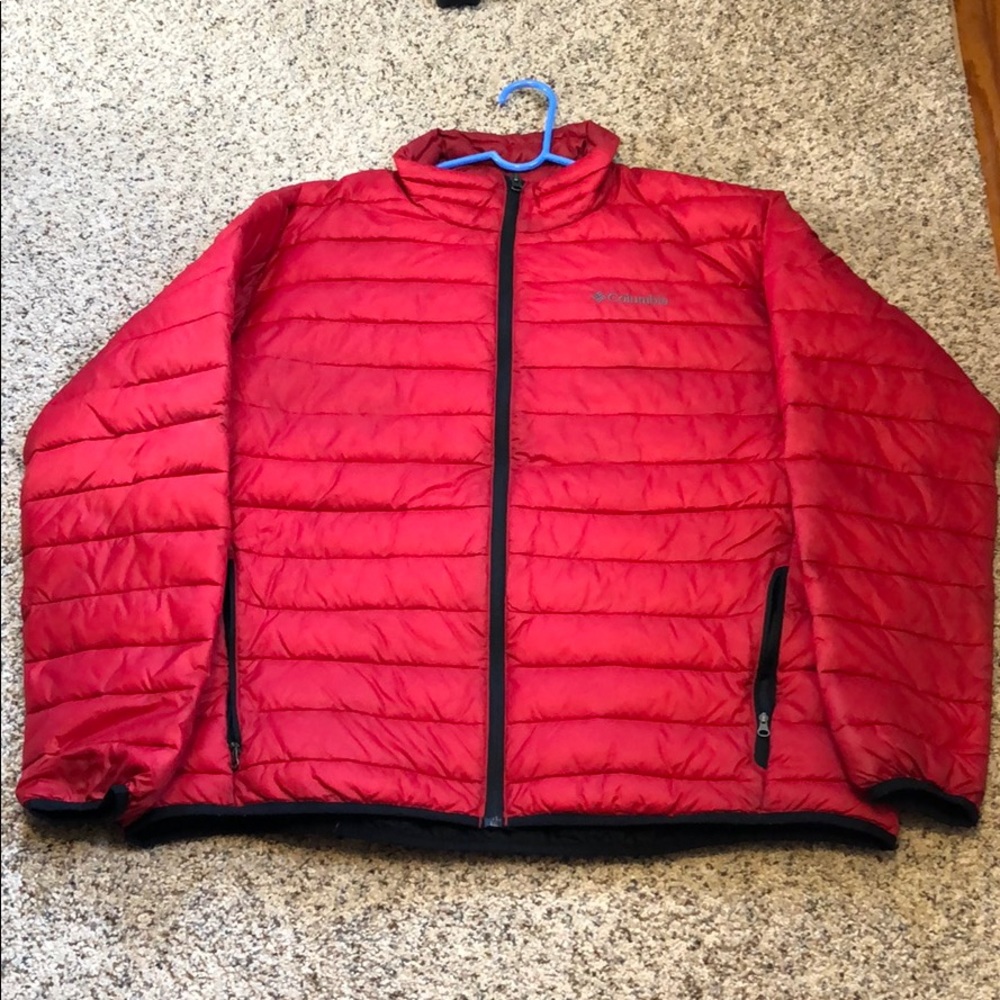 Columbia men’s puffer jacket.